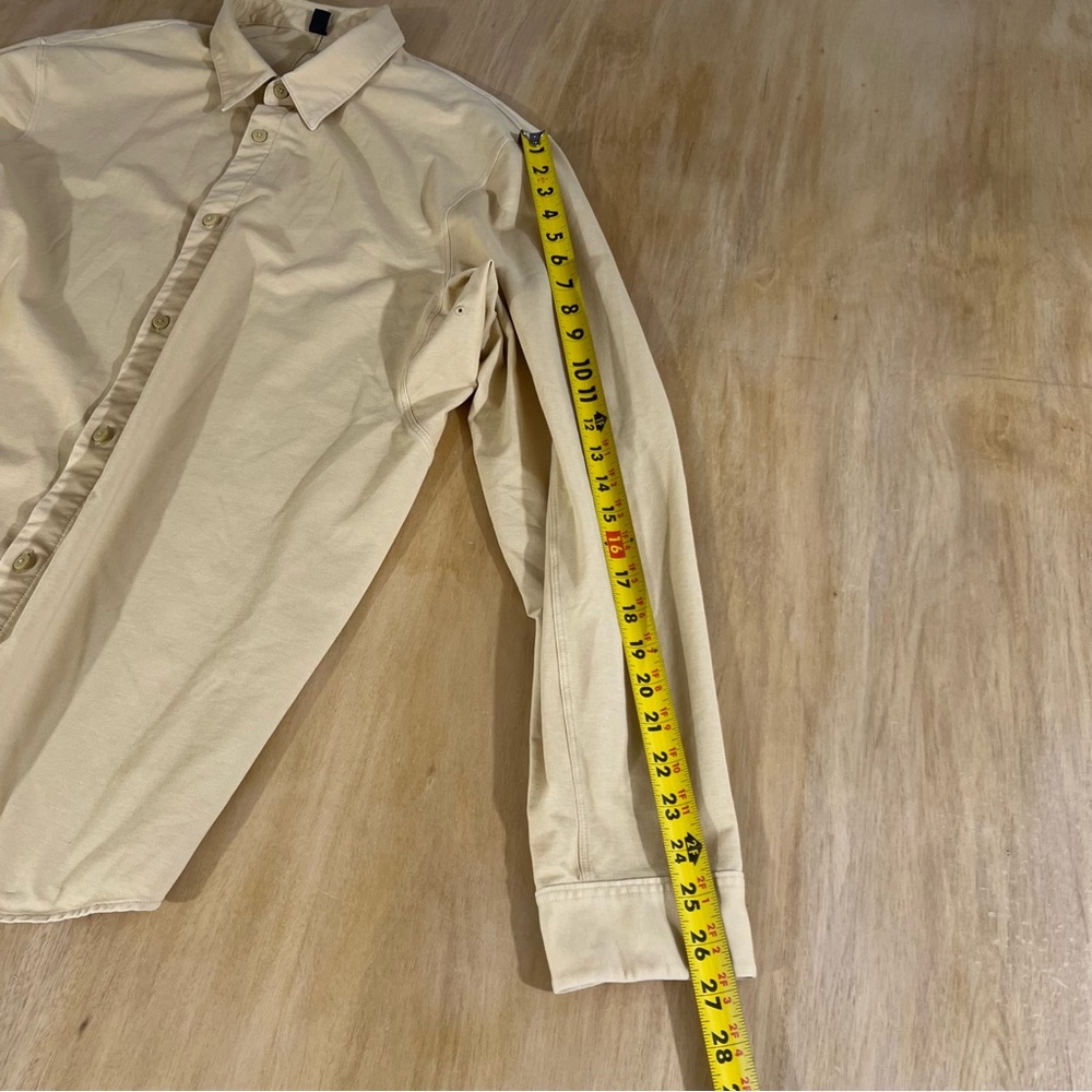 lululemon athletica Men's Yellow Button-Down Shirt - Picture 6 of 11